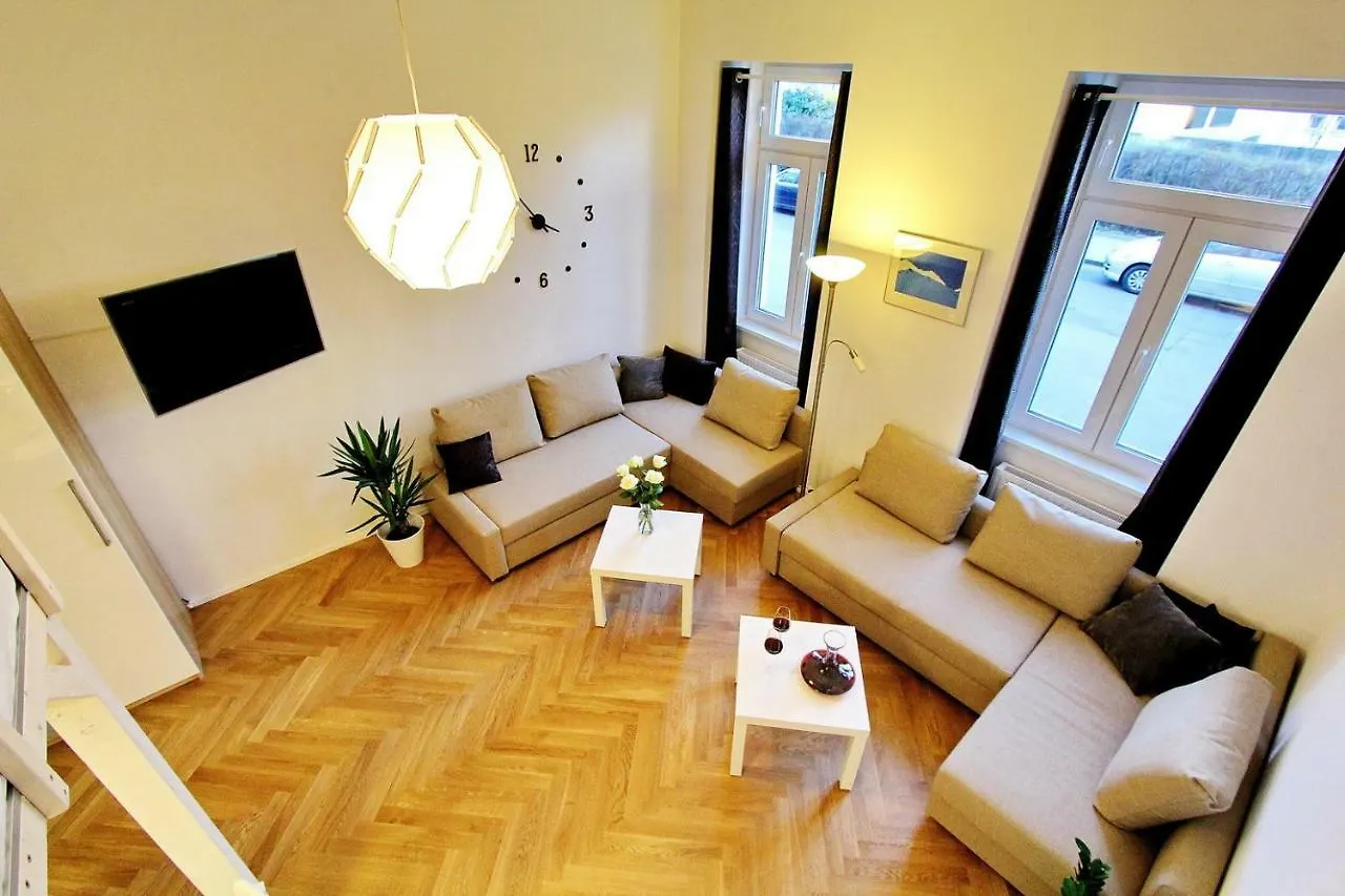 Sissi Appartment Вена Апартаменты